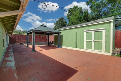 116 Tarpon Avenue Galveston TX 77550