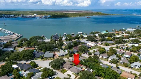 116 Tarpon Avenue Galveston TX 77550