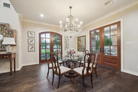 1002 Cowards Creek Court Friendswood TX 77546