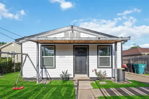 2311 Russell Street Houston TX 77026