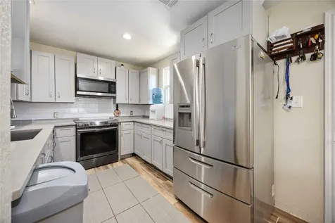 2311 Russell Street Houston TX 77026