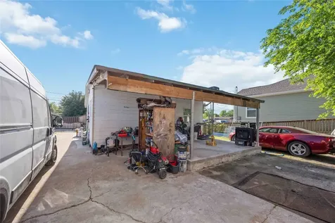 2311 Russell Street Houston TX 77026