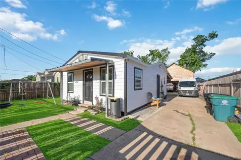 2311 Russell Street Houston TX 77026