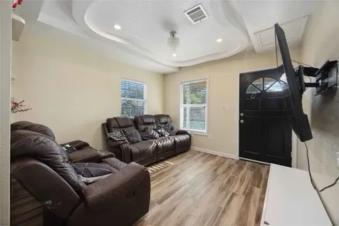 2311 Russell Street Houston TX 77026