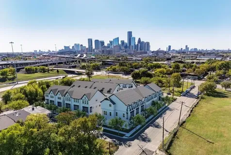 2745 Providence Street Houston TX 77020