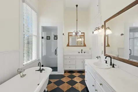1406 Key Street Brenham TX 77833