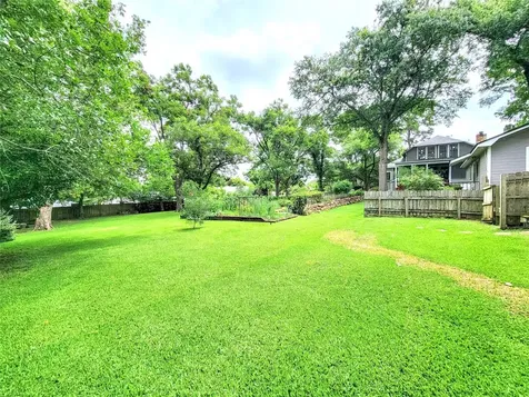 1406 Key Street Brenham TX 77833