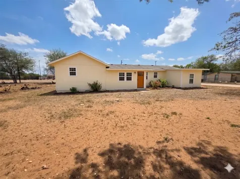 1001 N Avenue D Bruni TX 78344