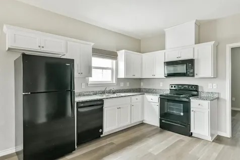 4505 Bernardo De Galvez Galveston TX 77551