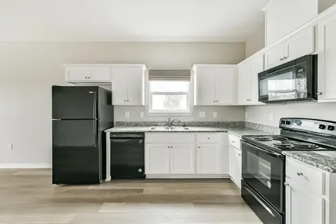 4505 Bernardo De Galvez Galveston TX 77551