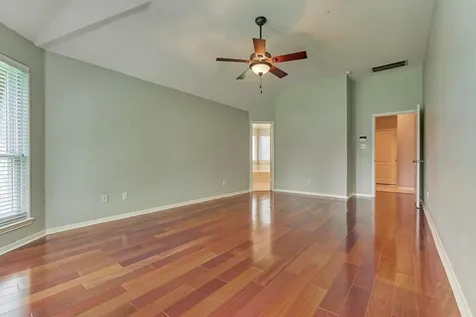 930 Arbor Pine Tomball TX 77375
