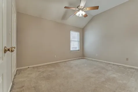 930 Arbor Pine Tomball TX 77375
