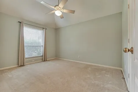 930 Arbor Pine Tomball TX 77375