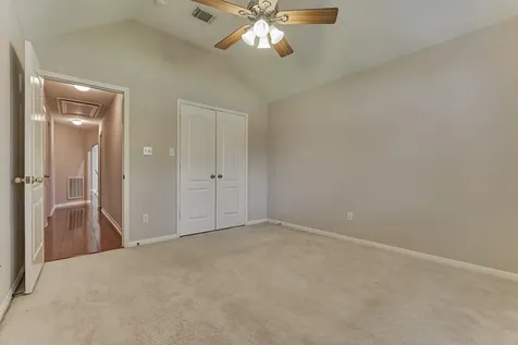 930 Arbor Pine Tomball TX 77375