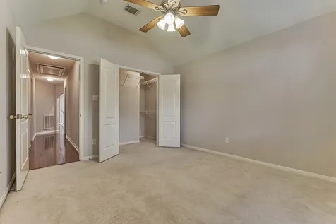 930 Arbor Pine Tomball TX 77375