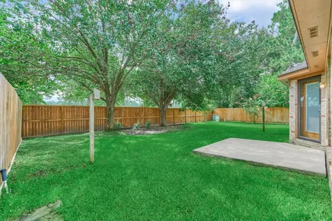 930 Arbor Pine Tomball TX 77375