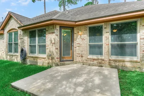 930 Arbor Pine Tomball TX 77375