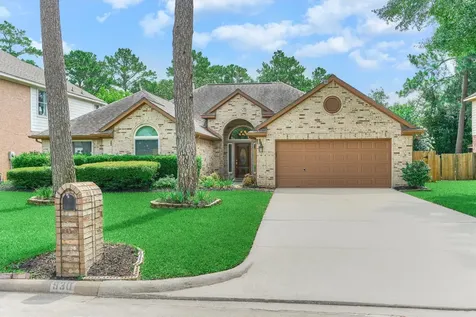 930 Arbor Pine Tomball TX 77375