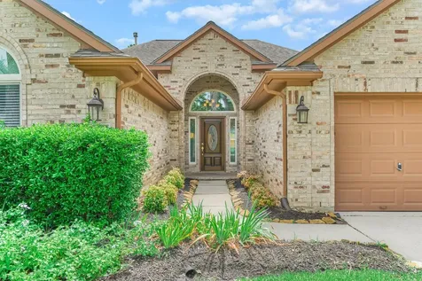 930 Arbor Pine Tomball TX 77375