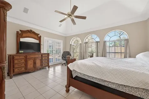 2203 Gleneagles Drive League City TX 77573