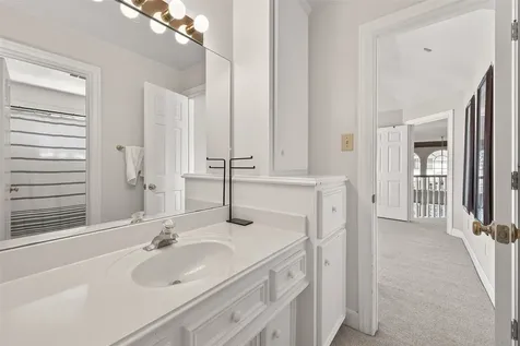 2203 Gleneagles Drive League City TX 77573