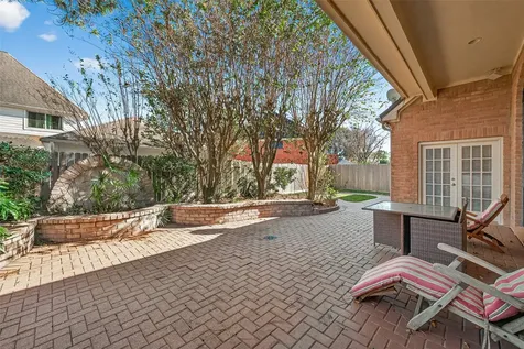 2203 Gleneagles Drive League City TX 77573