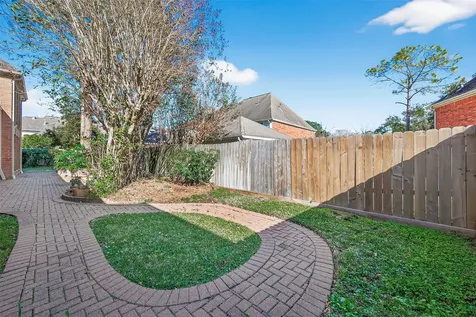 2203 Gleneagles Drive League City TX 77573