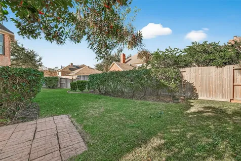 2203 Gleneagles Drive League City TX 77573