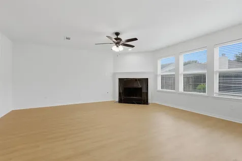1415 Monterra Point Fresno TX 77545