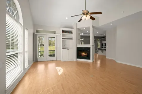 128 W Village Cove Loop Livingston TX 77351