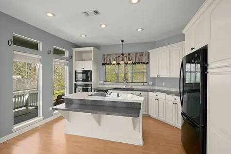 128 W Village Cove Loop Livingston TX 77351