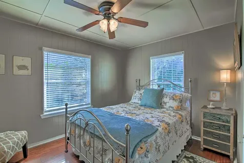 811 W Schubert Street Fredericksburg TX 78624