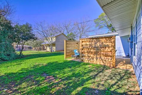811 W Schubert Street Fredericksburg TX 78624