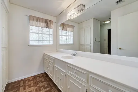 4002 Portsmouth Avenue Houston TX 77027