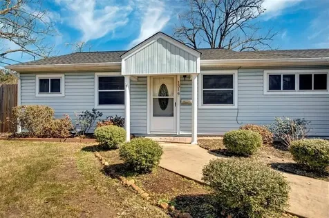 1316 Zora Street Houston TX 77055