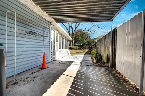 1316 Zora Street Houston TX 77055