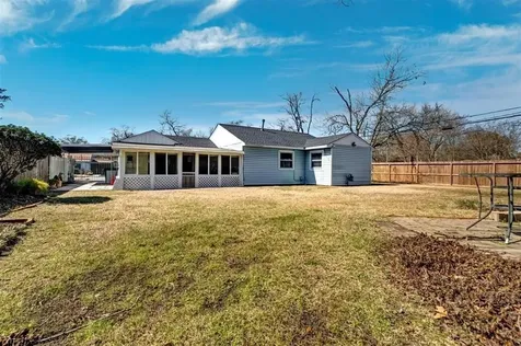 1316 Zora Street Houston TX 77055