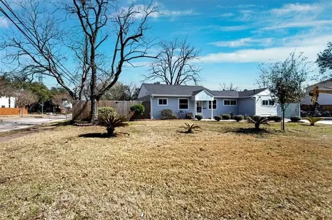 1316 Zora Street Houston TX 77055