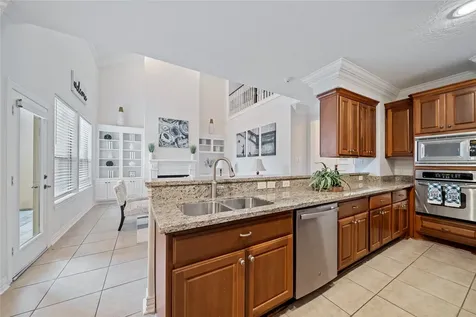 2011 Spring Cedar Lane Houston TX 77077