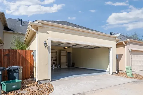 2011 Spring Cedar Lane Houston TX 77077