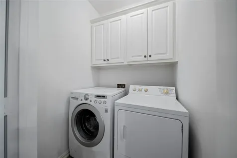 2011 Spring Cedar Lane Houston TX 77077
