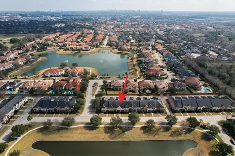 2011 Spring Cedar Lane Houston TX 77077