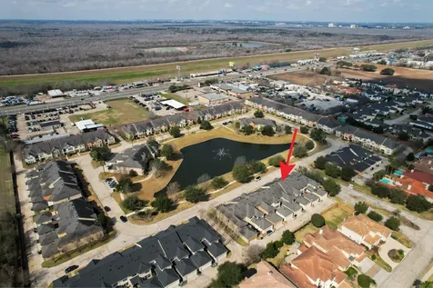 2011 Spring Cedar Lane Houston TX 77077