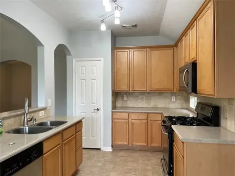 893 Bent Sail League City TX 77573