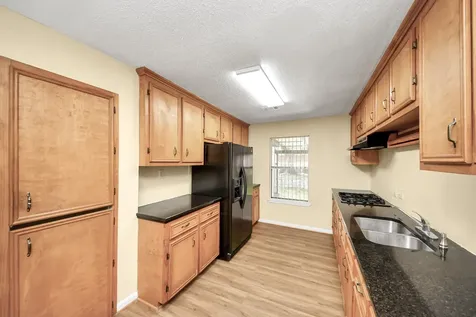 8105 Lanham Lane Houston TX 77075