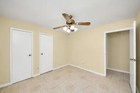 8105 Lanham Lane Houston TX 77075