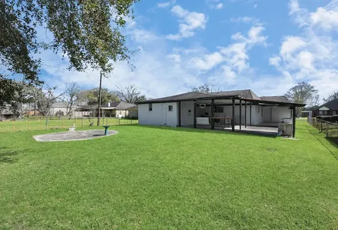 8105 Lanham Lane Houston TX 77075