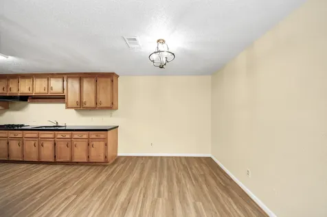 8105 Lanham Lane Houston TX 77075