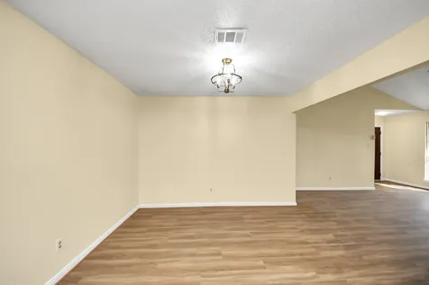 8105 Lanham Lane Houston TX 77075