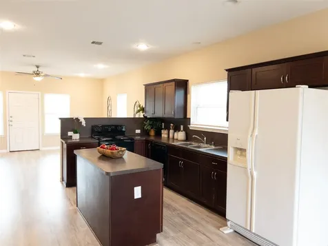 3986 Avenue B Brookshire TX 77423